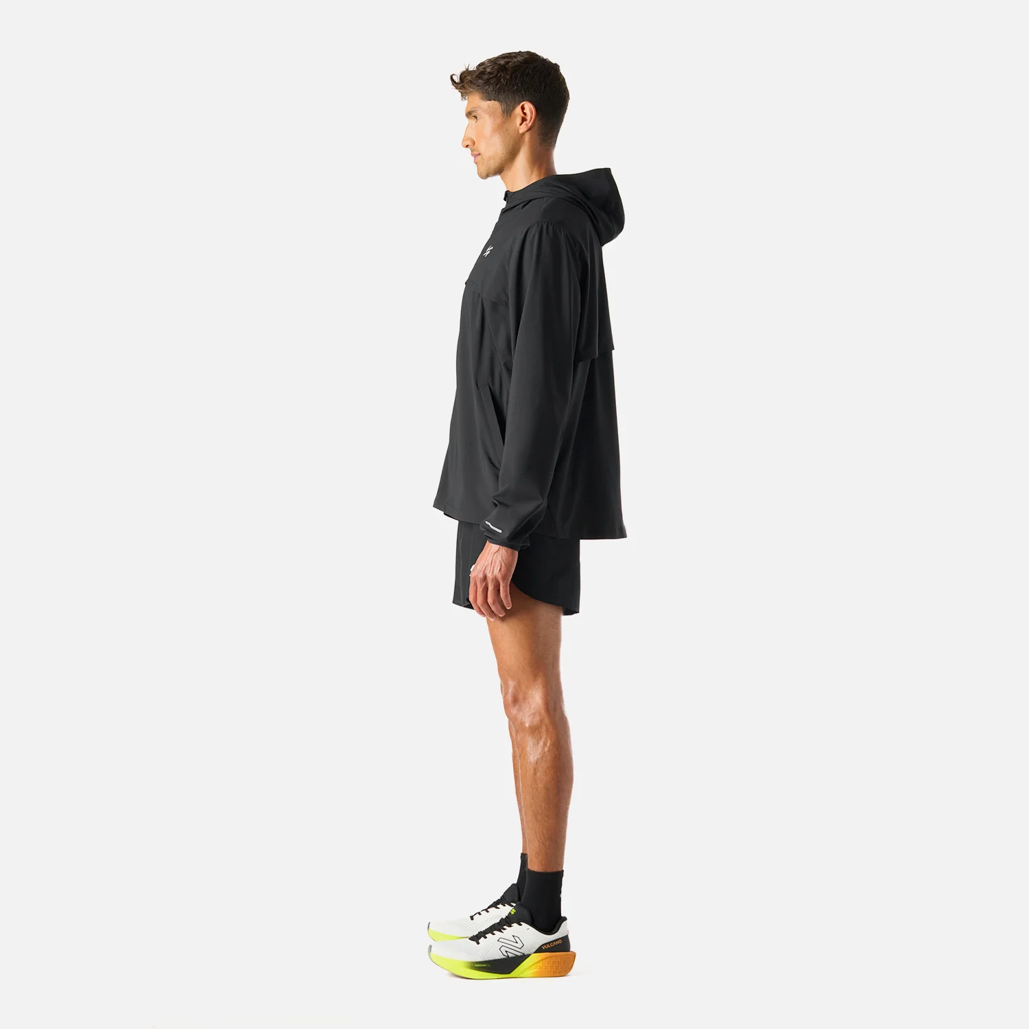 Chaqueta Hombre Built To Move Pro Windbreaker Jacket Negro Vulcano - Image 3