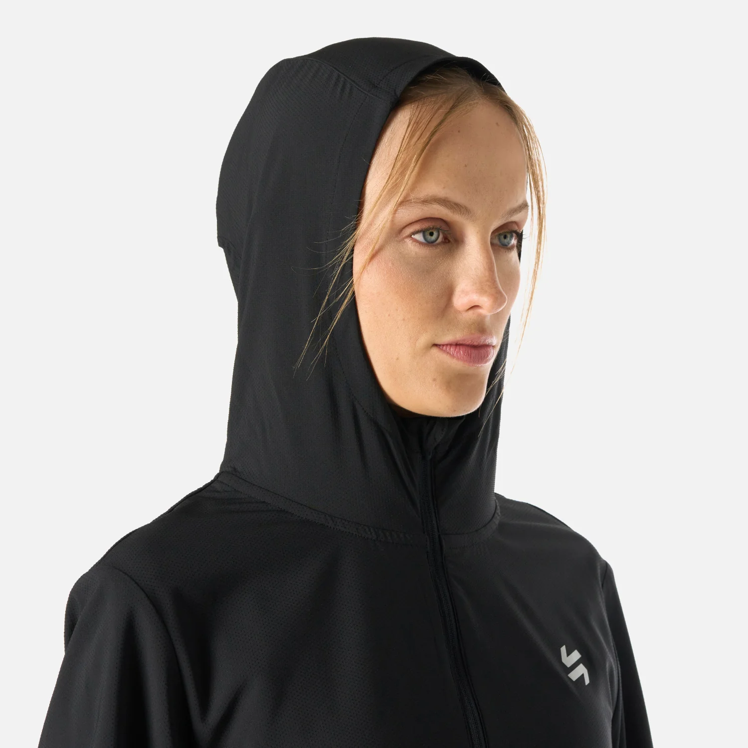 Chaqueta Mujer Built To Move Pro Windbreaker Jacket Negro Vulcano - Image 5