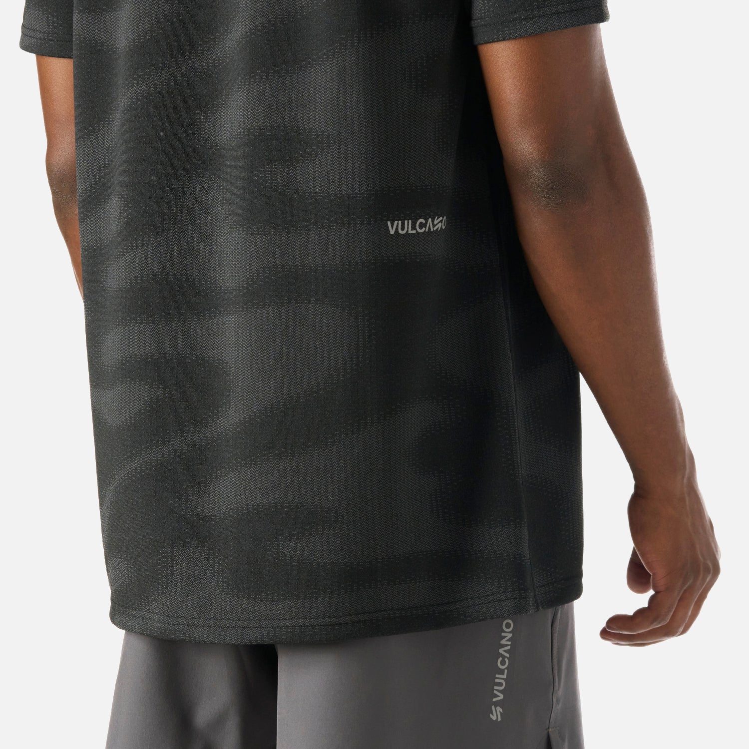 Polera Hombre Built To Move Pro T-Shirt Negro Vulcano - Image 6