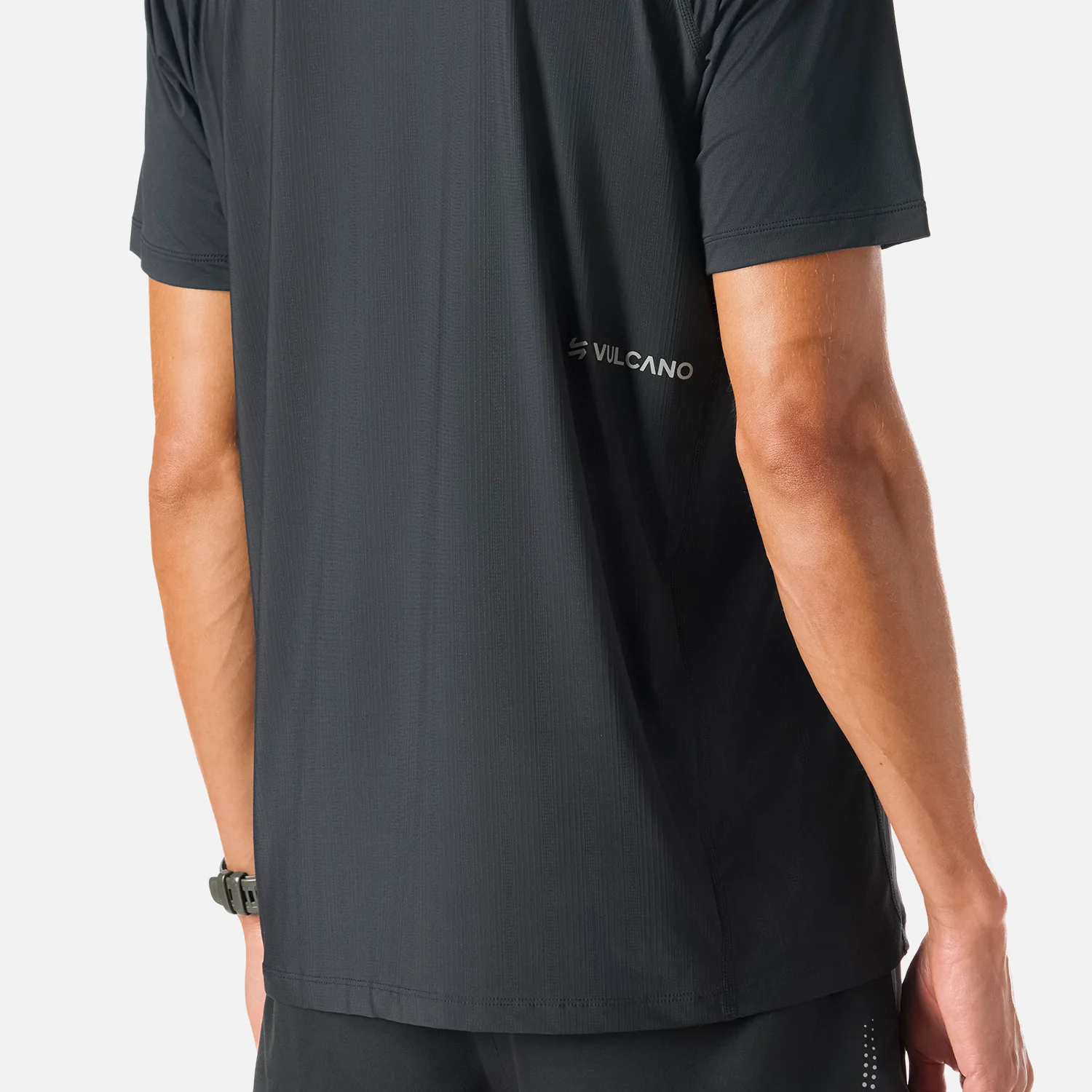 Polera Hombre Built To Move T-Shirt Negro Vulcano - Image 6