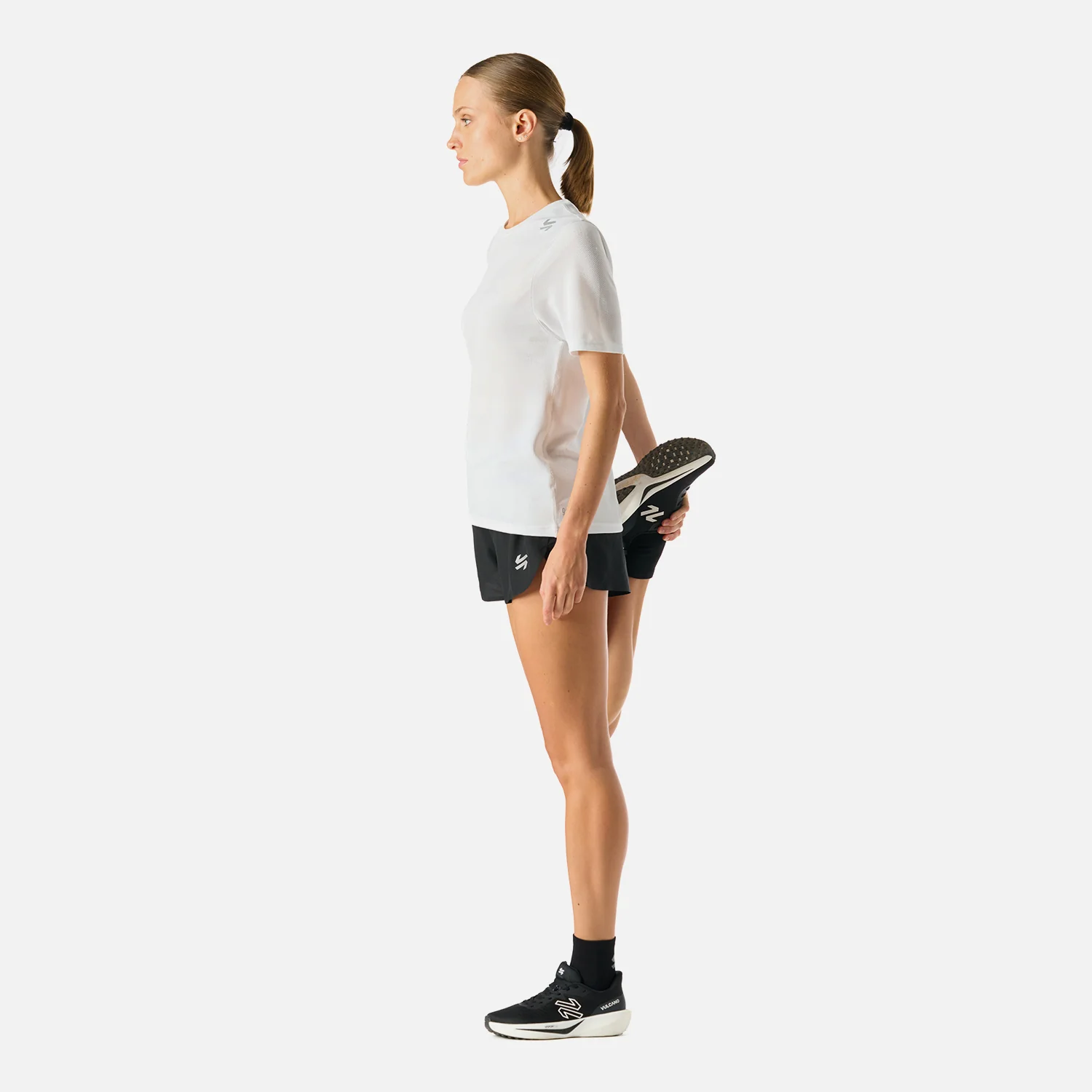 Polera Mujer Built To Move Pro T-Shirt Blanco Vulcano - Image 3