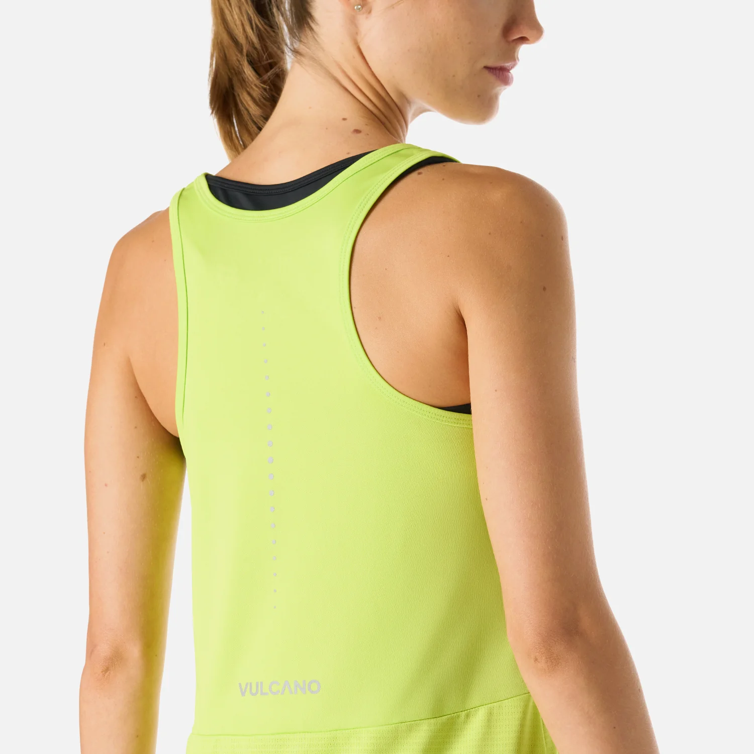 Polera Mujer Built To Move Tank Top Verde Lima Vulcano - Image 6