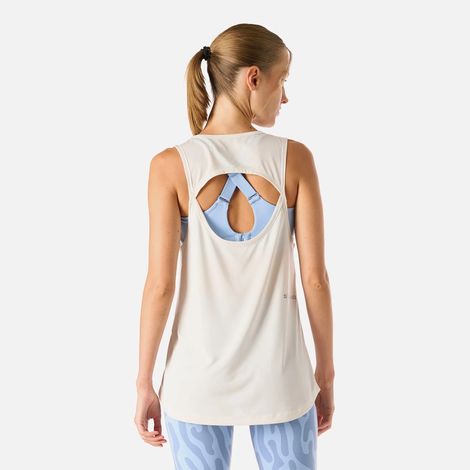 Polera Mujer Tempo Tank Top Blanco Vulcano - Image 4