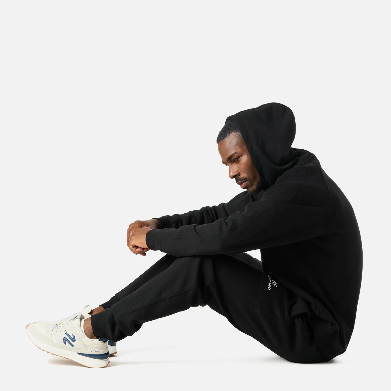 Polerón Hombre Cool Down Sweatshirt Hoody Negro Vulcano - Image 3