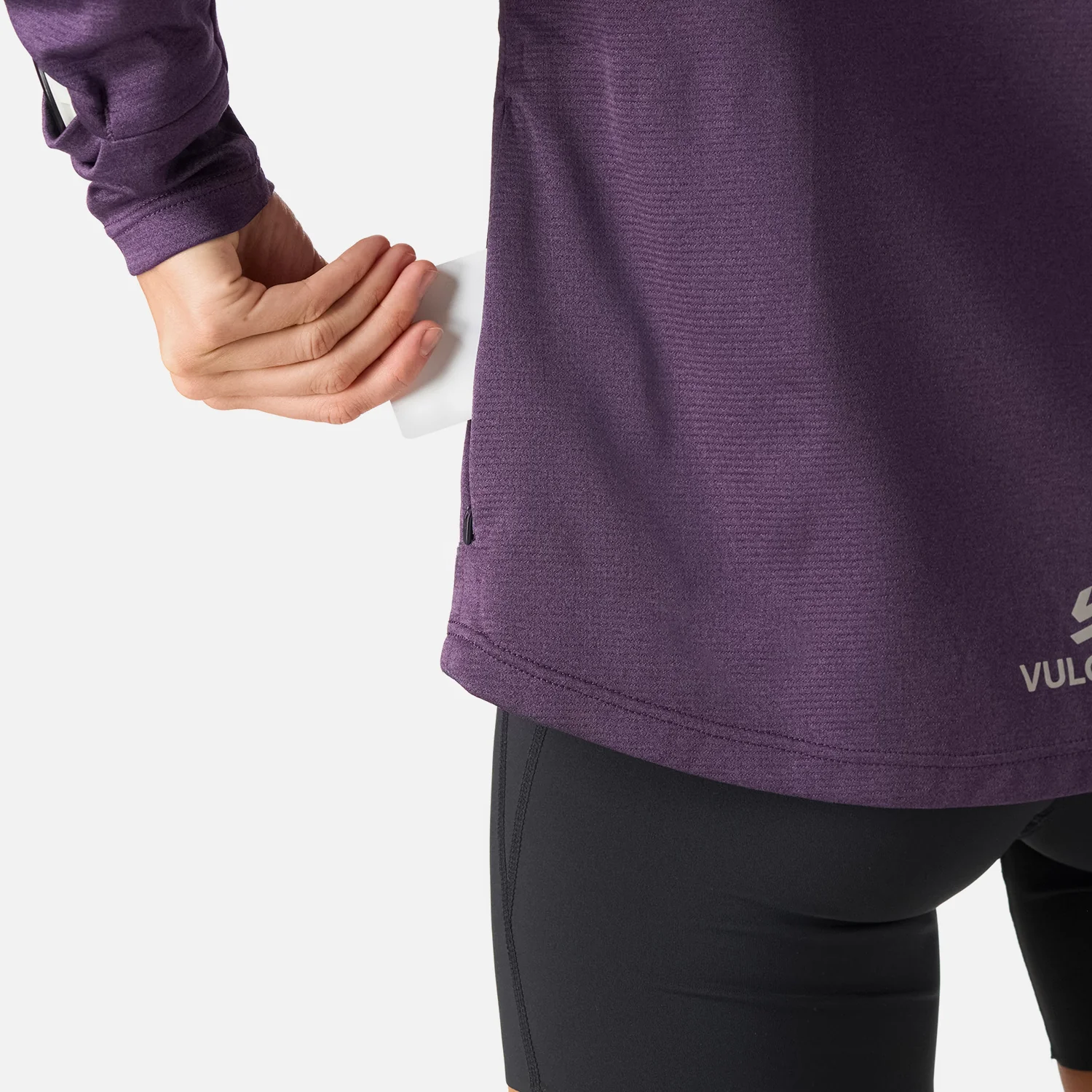 Polerón Mujer Built To Move 1/4 Zip Midlayer Morado Oscuro Vulcano - Image 8