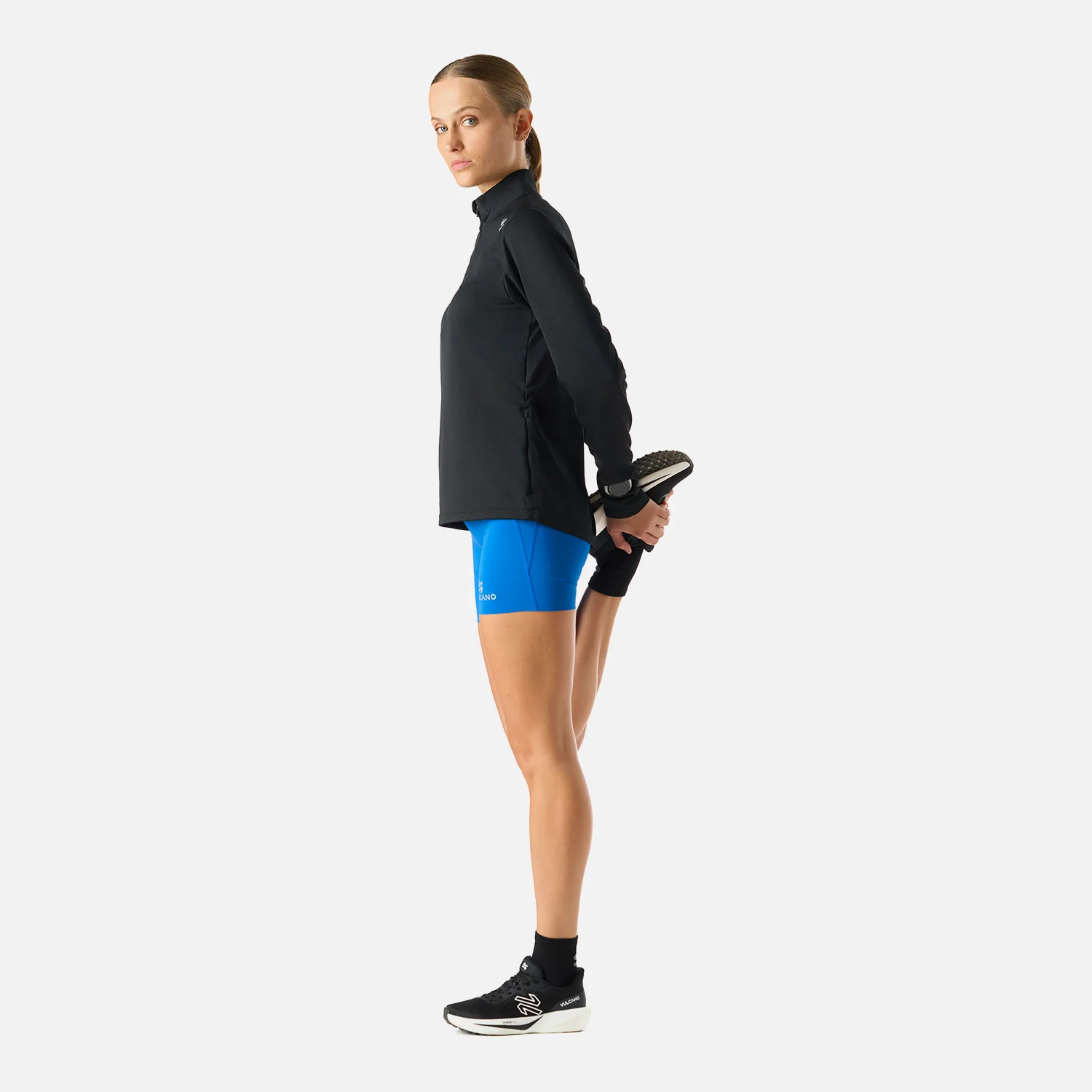 Polerón Mujer Built To Move 1/4 Zip Midlayer Negro Vulcano - Image 3
