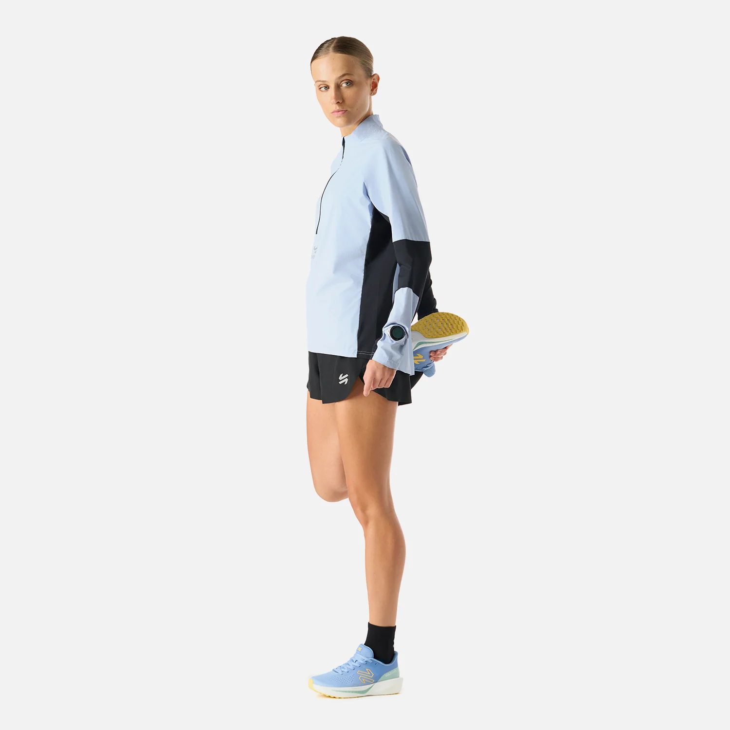 Polerón Mujer Built To Move Pro 1/4 Zip Midlayer Celeste Vulcano - Image 3