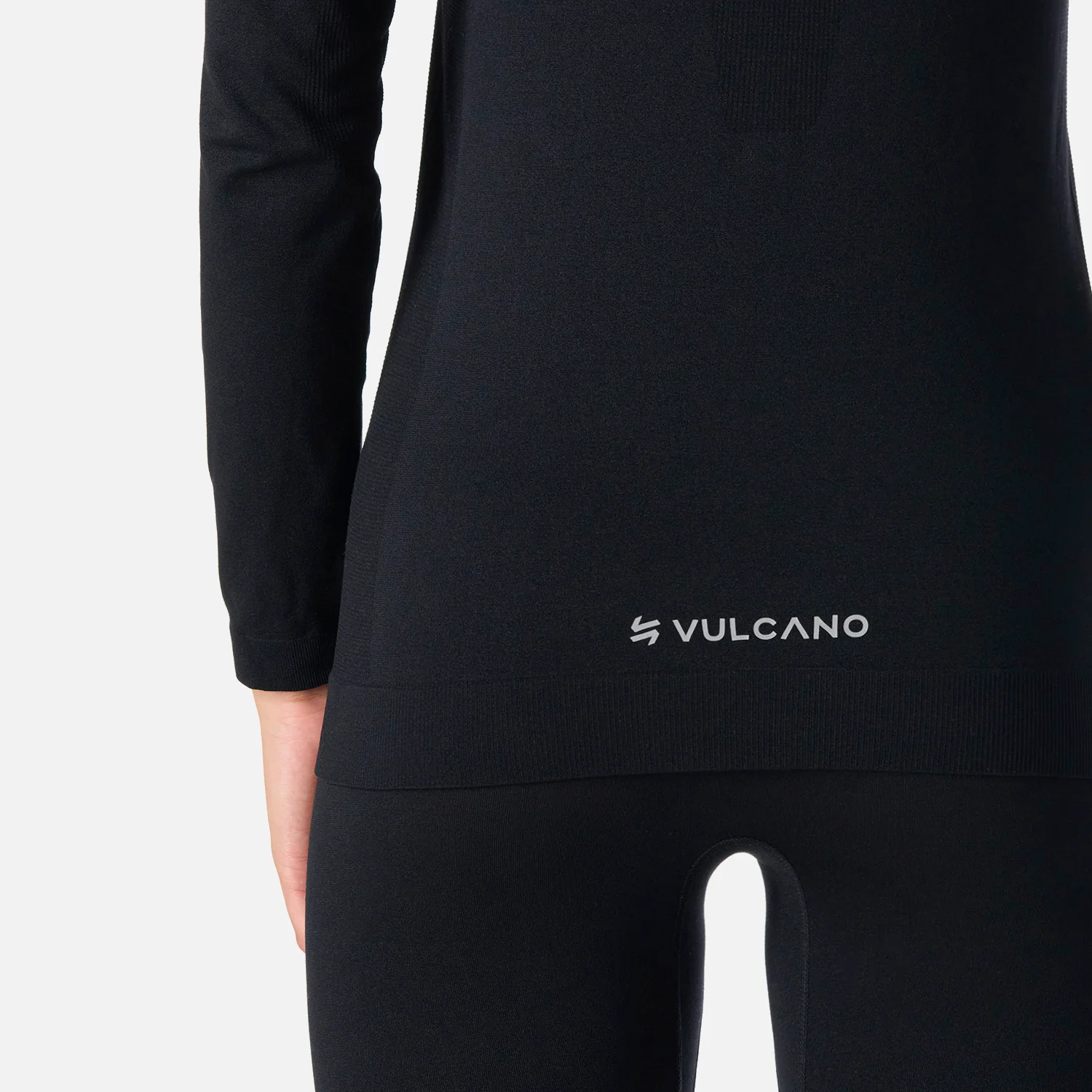 Primera Capa Mujer Built To Move Warm Shield Top Negro Vulcano - Image 6