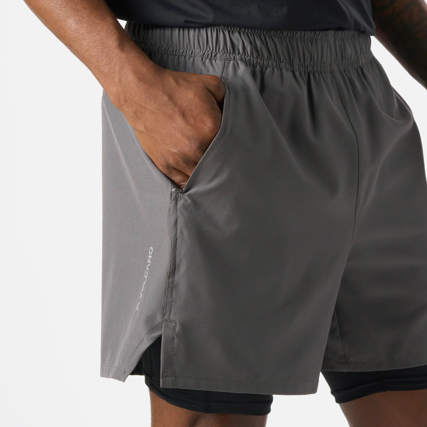 Shorts Hombre Built To Move 2-in-1 5" Shorts Gris Medio Vulcano - Image 5